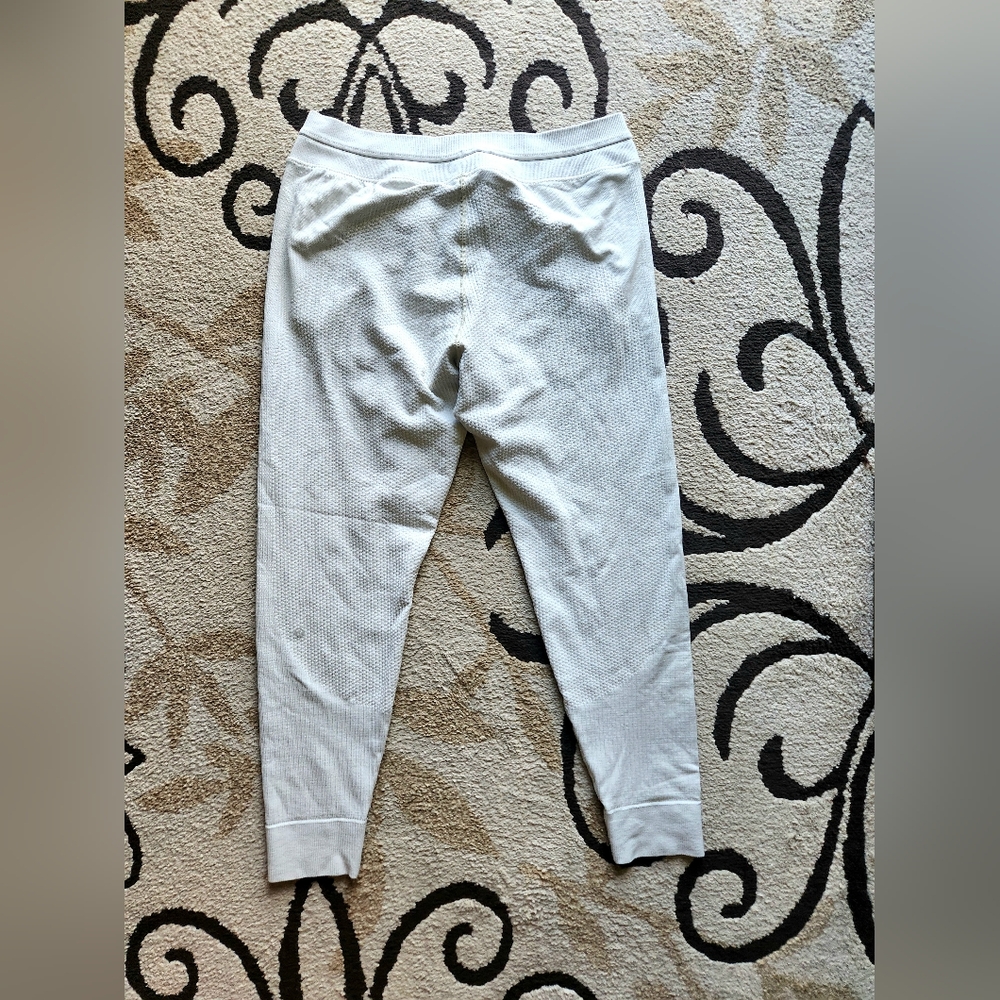 Lululemon Athletica Cream Textured Pants - Picture 4 of 13